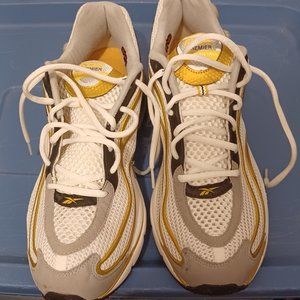 Reeboks pump Paris trainers size 11.5R NWOT White/Yellow